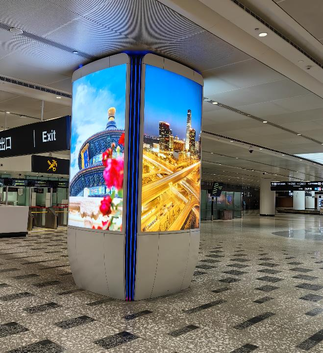 大兴机场一层国际到达区域广告