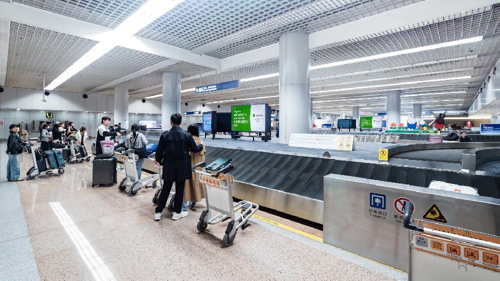 北京首都国际机场T2国际行李提取厅LCD